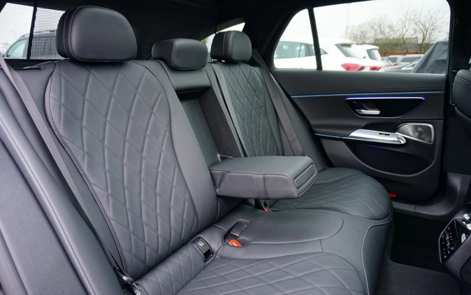 Mercedes-Benz Klasa E cena 409900 przebieg: 1, rok produkcji 2023 z Skarszewy małe 121